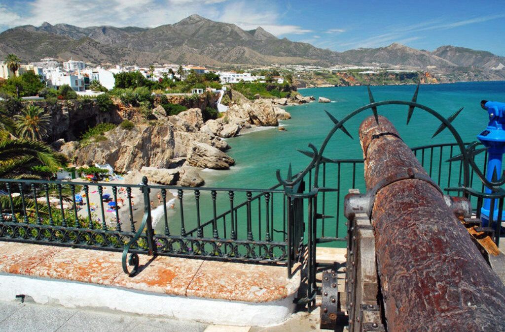 El Balcón de Europa luce renovado tras su rehabilitación