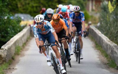 La Vuelta a Andalucía llega mañana a Nerja con cortes programados