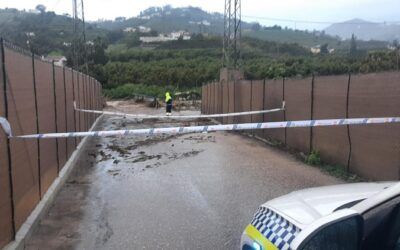 Cerrados todos los accesos al carril por el desbordamiento del Río Seco