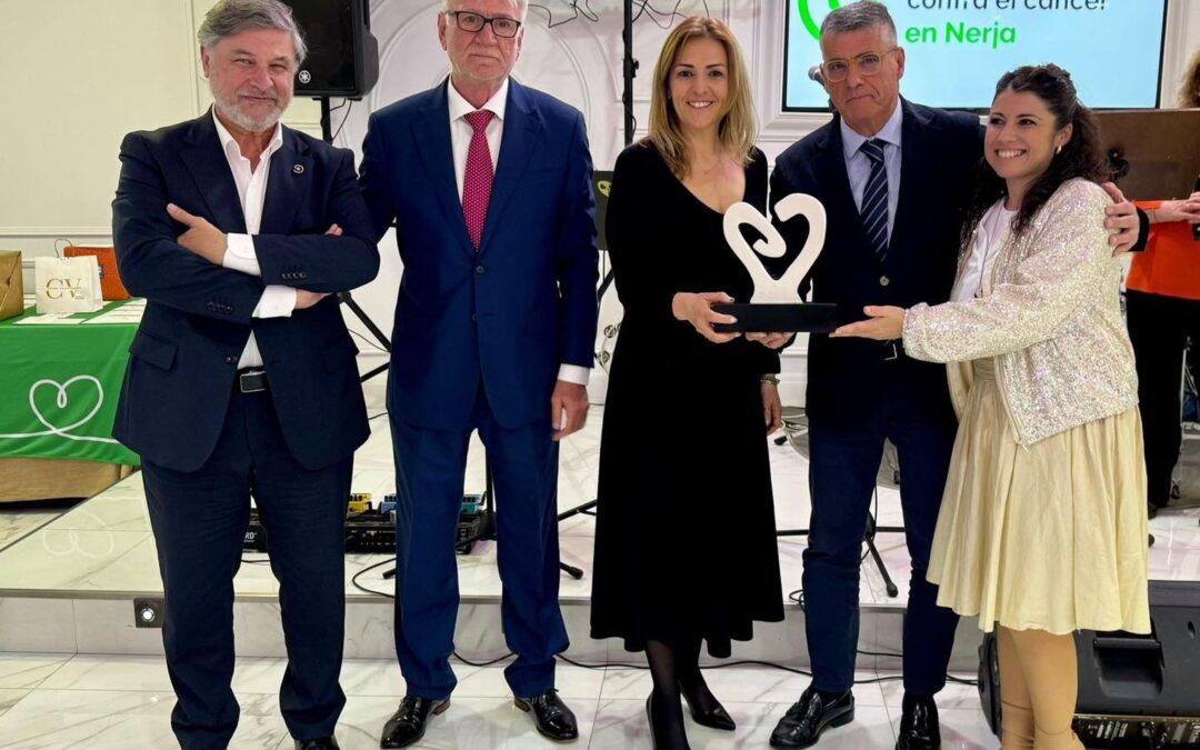 Nerja reafirma su apoyo a la Asociación Española Contra el Cáncer