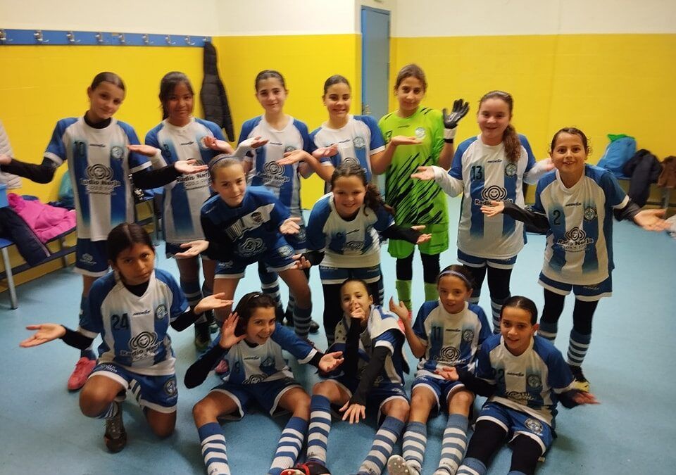 El CD Nerja Femenino  vence bajo la lluvia en Alhaurín