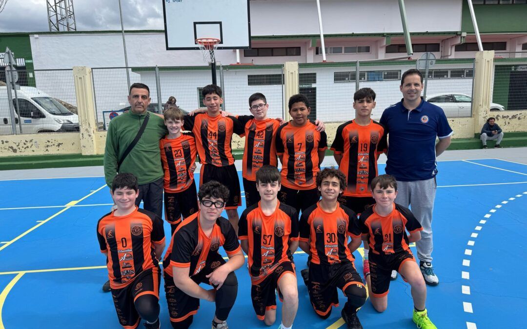 El CD Nerja Baloncesto Infantil lucha hasta el final en su visita al CB Torcal
