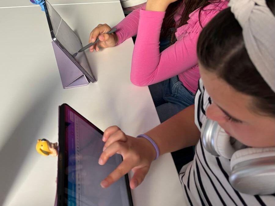Éxito rotundo del Campamento Digital para jóvenes en Nerja