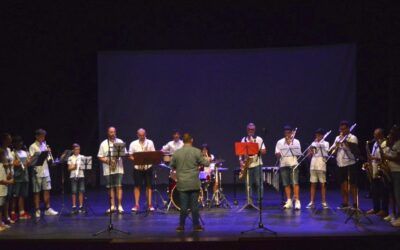 La Escuela de Música celebra su fin de curso con diplomas y concierto