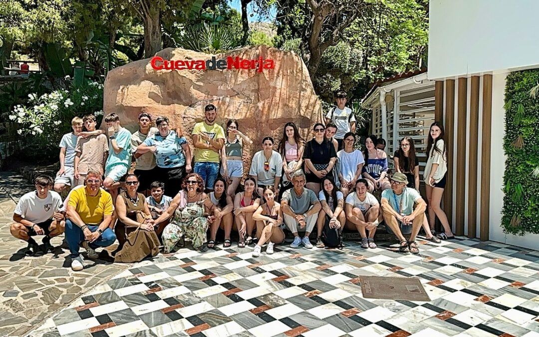 Nerja acogió un encuentro juvenil con Arriate centrado en cultura, deporte y valores