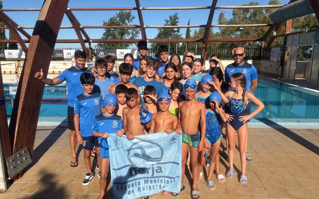 Éxito de la Escuela Municipal de Natación con 14 podios en Archidona