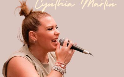 Cynthia Martín llena de música la noche en Los Cangrejos