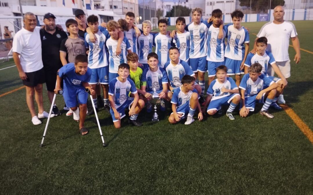 Ilusión y compañerismo en el I Torneo Ciudad de Nerja Infantil