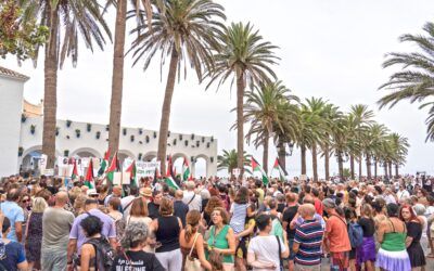 Nerja alza su voz contra el genocidio en Gaza