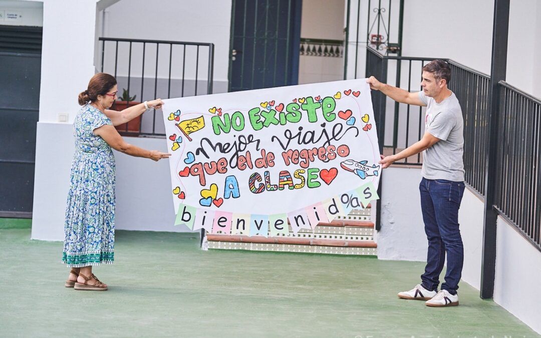El alcalde visitó el Colegio Virgen del Mar antes del inicio de curso