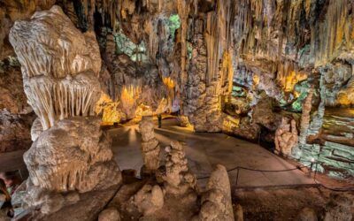 La Cueva de Nerja alcanza casi 200.000 visitantes este verano