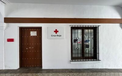 Cruz Roja impulsa en Nerja la Campaña de Material Escolar 2025
