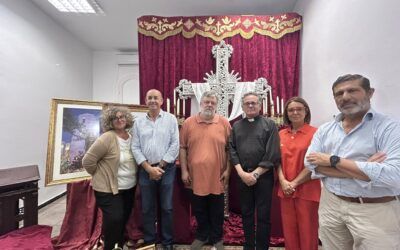 Nerja inaugura una exposición en honor a sus Santos Patronos por la Feria 2025