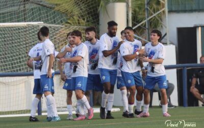 El CD Nerja suma una importante victoria ante el Villanueva del Rosario (3-1)