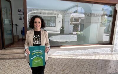Nerja reparte bolsas para reciclar vidrio dentro de la campaña provincial de sensibilización ambiental