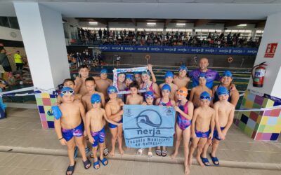 Nerja inaugura el XX Circuito Provincial de Natación con seis podios locales
