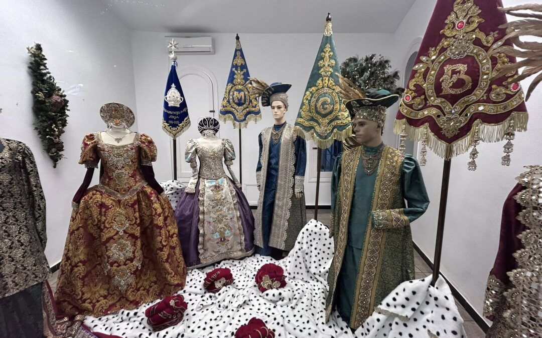 Abierta la muestra de la Asociación de Reyes Magos “Encarnita Kronox”