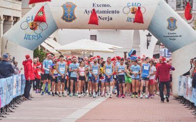 Gran éxito de la I San Silvestre Solidaria de Nerja pese al mal tiempo