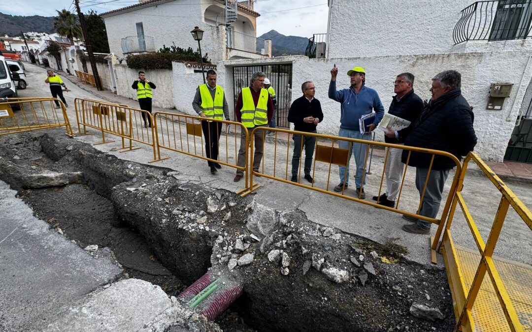 Avanzan las obras de reurbanización en la Avenida Chimenea