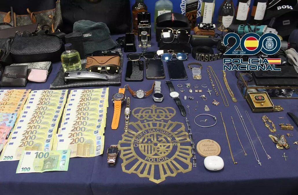 Desarticulada una banda responsable de robos en viviendas de Nerja y la provincia