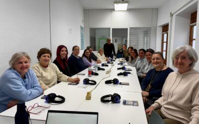 Arranca con gran participación el taller gratuito “Respira y Relájate” en Nerja