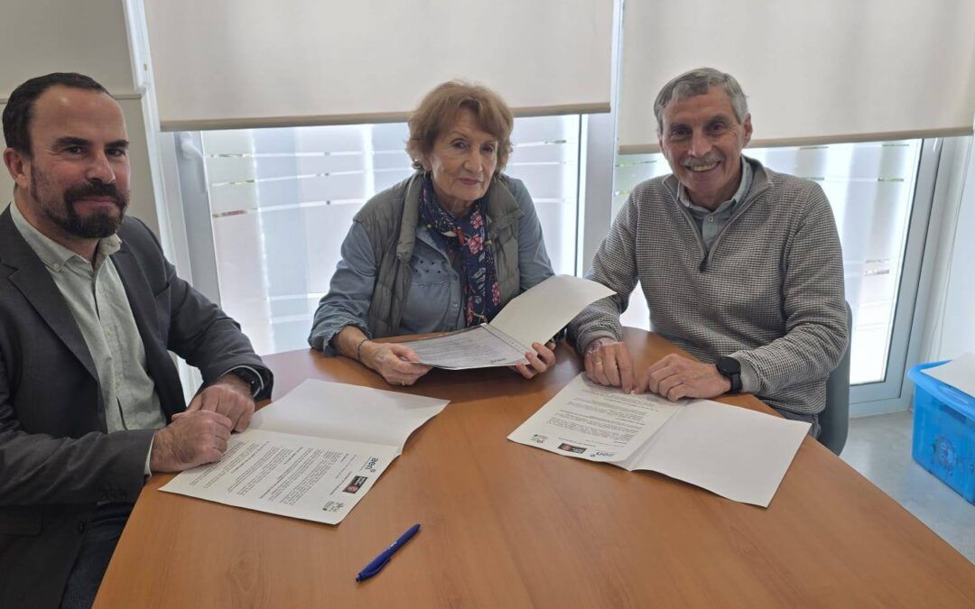 AEN y Nerja Centro formalizan su convenio solidario con Taller de la Amistad