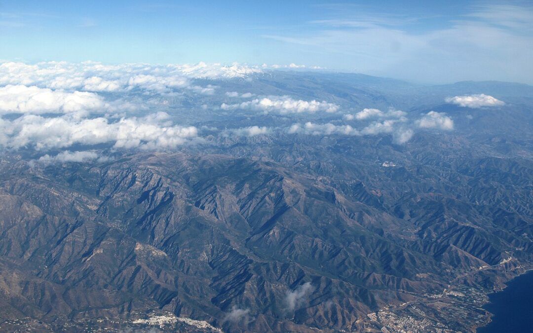 Trágico fallecimiento de excursionista malagueño en la Sierra Almijara de Nerja