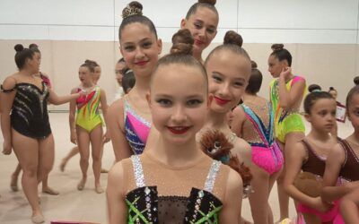 Las gimnastas de Nerja conquistan podios en Mijas y El Ejido