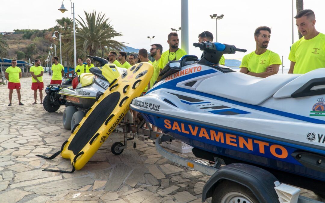 Nerja reforzará este verano el servicio de socorrismo en sus playas