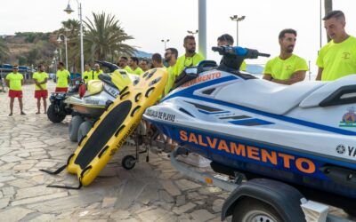 Nerja reforzará este verano el servicio de socorrismo en sus playas
