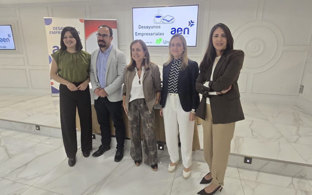 El tejido empresarial de Nerja se reúne en una nueva jornada de networking centrada en la hostelería