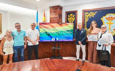 Nerja reafirma su compromiso con la diversidad y la igualdad en el acto institucional del Orgullo LGTBIQ+