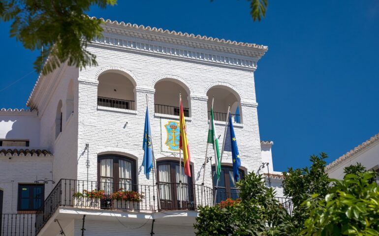 AYTO