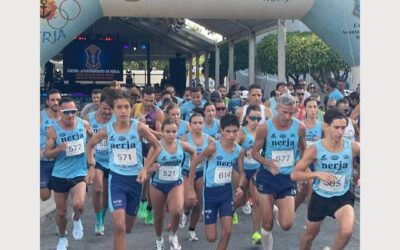 La Carrera Urbana de Maro reúne a más de 200 corredores durante la Feria