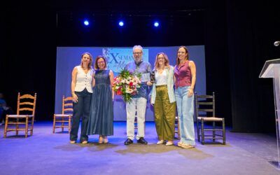 Nerja inaugura la X Semana de Mayores con el Premio a las Buenas Prácticas a Juan Luis Medina