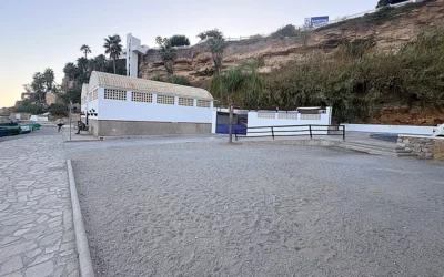 El acantilado del Parador de Nerja tendrá una nueva fase de refuerzo por casi dos millones de euros