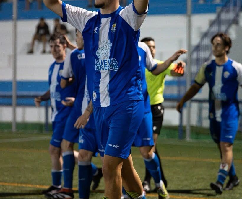 El CD Nerja vuelve este sábado al Pepe Luis Bobadilla