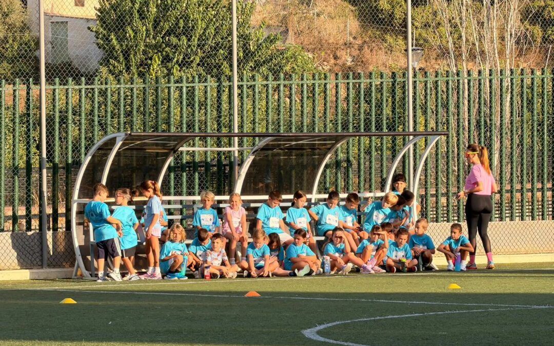 El colegio Joaquín Herrera se vuelca contra la leucemia infantil con ‘La Vuelta al Cole’