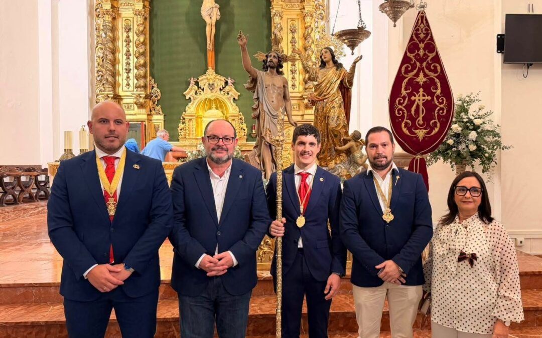 Rogelio López toma posesión como nuevo hermano mayor de la Cofradía de Jesús Resucitado