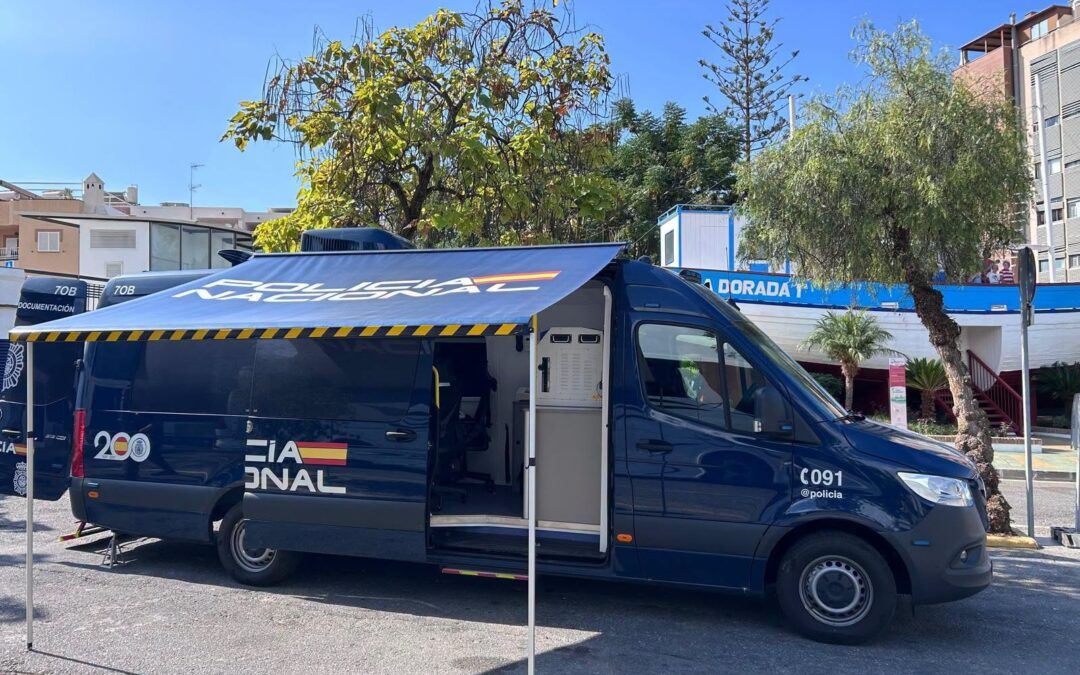 La unidad móvil de la Policía Nacional volverá a Nerja el 2 de diciembre para expedir y renovar el DNI y el pasaporte